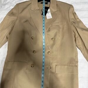 Elegant Women's Beige Double-Breasted Blazer
